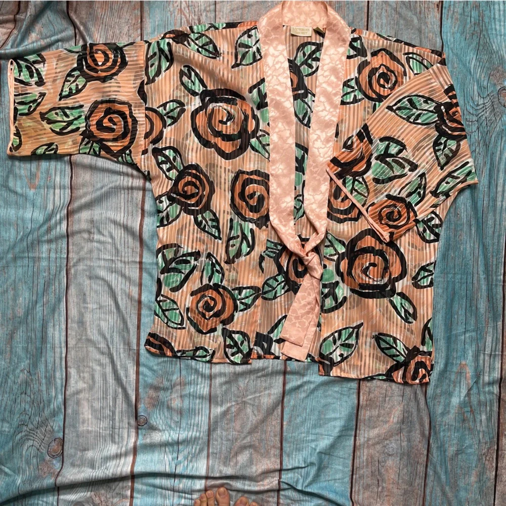 VNTG Victoria's Secret Gold Label Sheer Rose Bed Kimono Robe - Picture 3 of 12